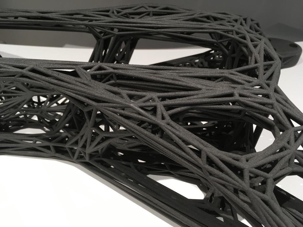 Prosilas_3dprinting_SLS_material_pa603cf_with_carbon_fiber_drone_telaio_1